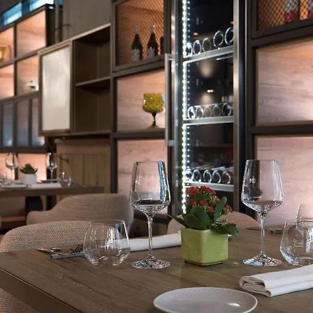 Doubletree By Hilton Monti