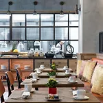 Doubletree By Hilton Monti Hotel