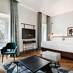 Doubletree By Hilton Monti 酒店