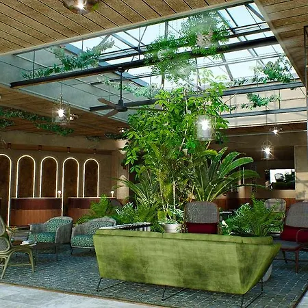 Doubletree By Hilton Monti Hotel Rome