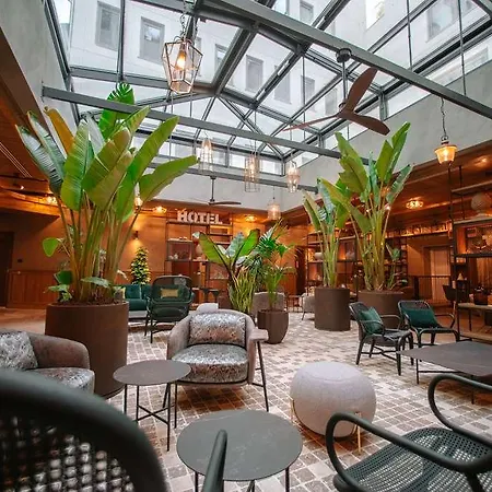 Doubletree By Hilton Monti Hotel Rome