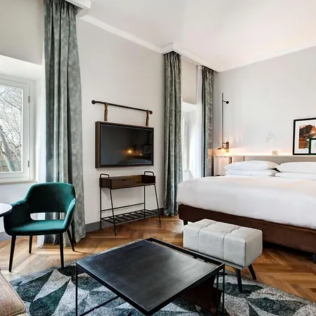 Doubletree By Hilton Monti Rome