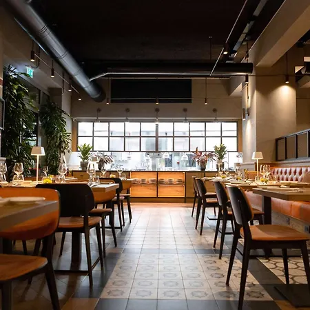 Doubletree By Hilton Monti Rome