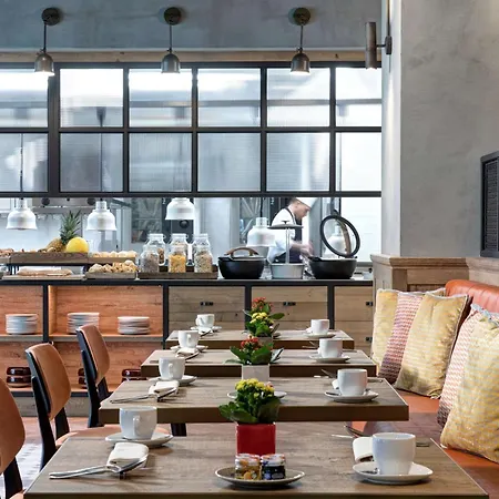 Doubletree By Hilton Monti Hotel