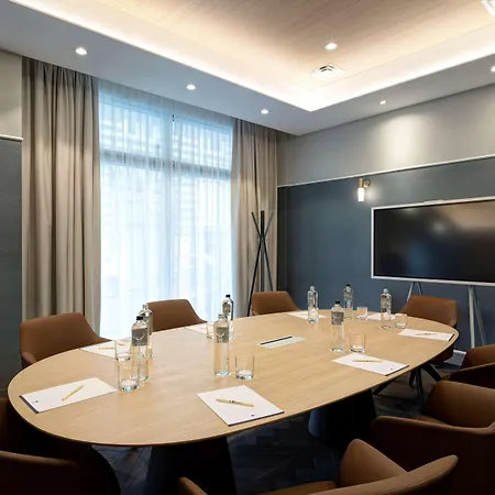 Doubletree By Hilton Monti 4*