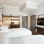 Doubletree By Hilton Monti 4*