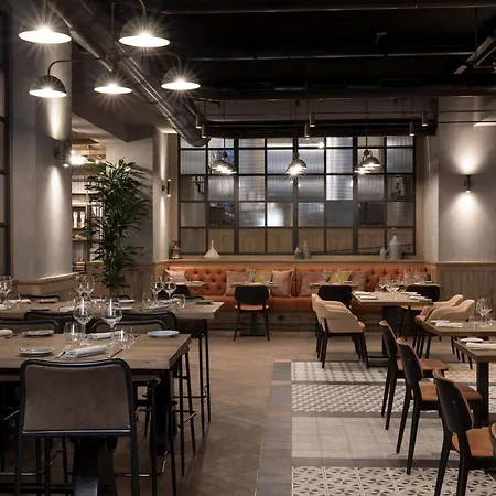 Doubletree By Hilton Monti 4*