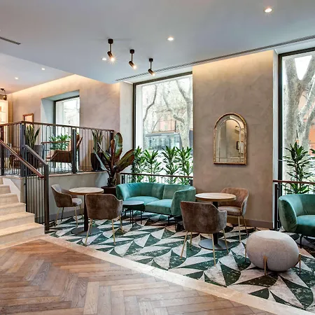 Doubletree By Hilton Monti Rom