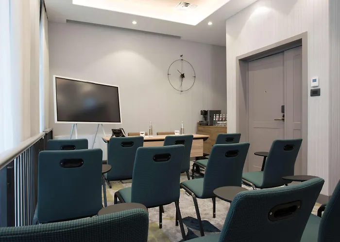 Hotel Doubletree By Hilton Monti 4*